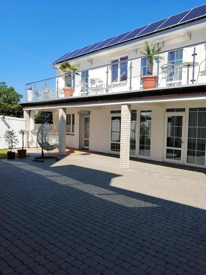 Al Mare-Villa Z Klimatyzacja Ustronie Morskie Exteriér fotografie