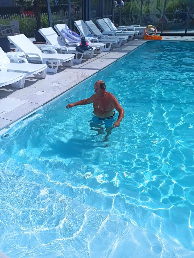 Al Mare-Villa Z Klimatyzacja Ustronie Morskie Exteriér fotografie