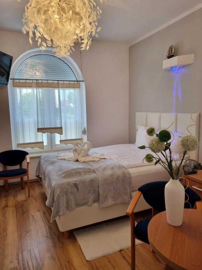 Al Mare-Villa Z Klimatyzacja Ustronie Morskie Exteriér fotografie